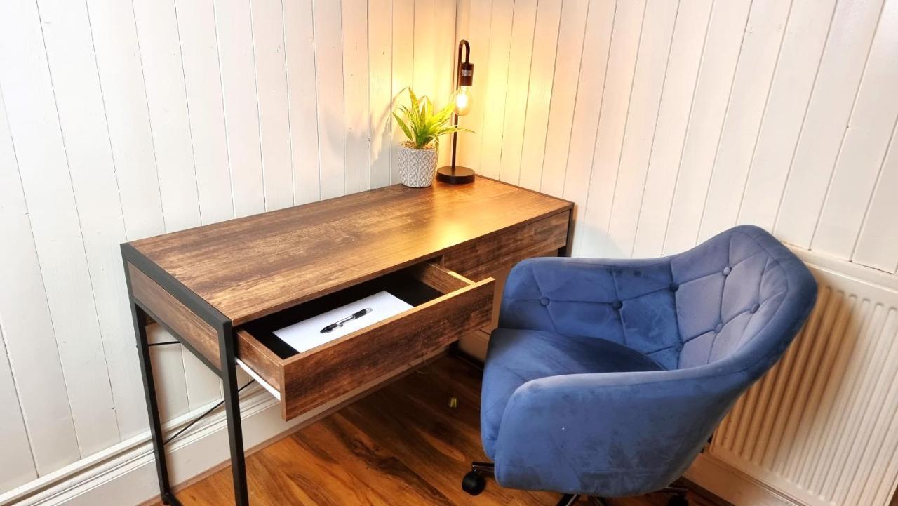 Апартаменты 3 Bed Flat O2 Arena Dyson House Лондон Экстерьер фото