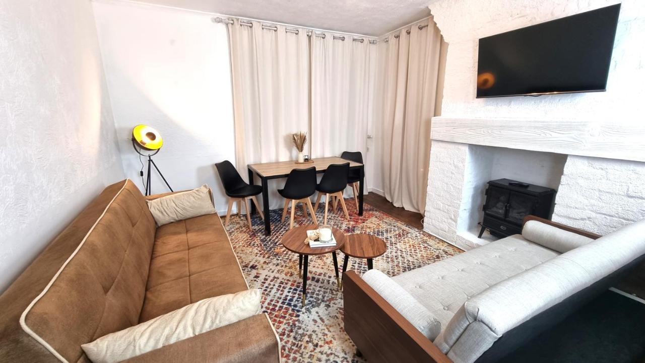 Апартаменты 3 Bed Flat O2 Arena Dyson House Лондон Экстерьер фото