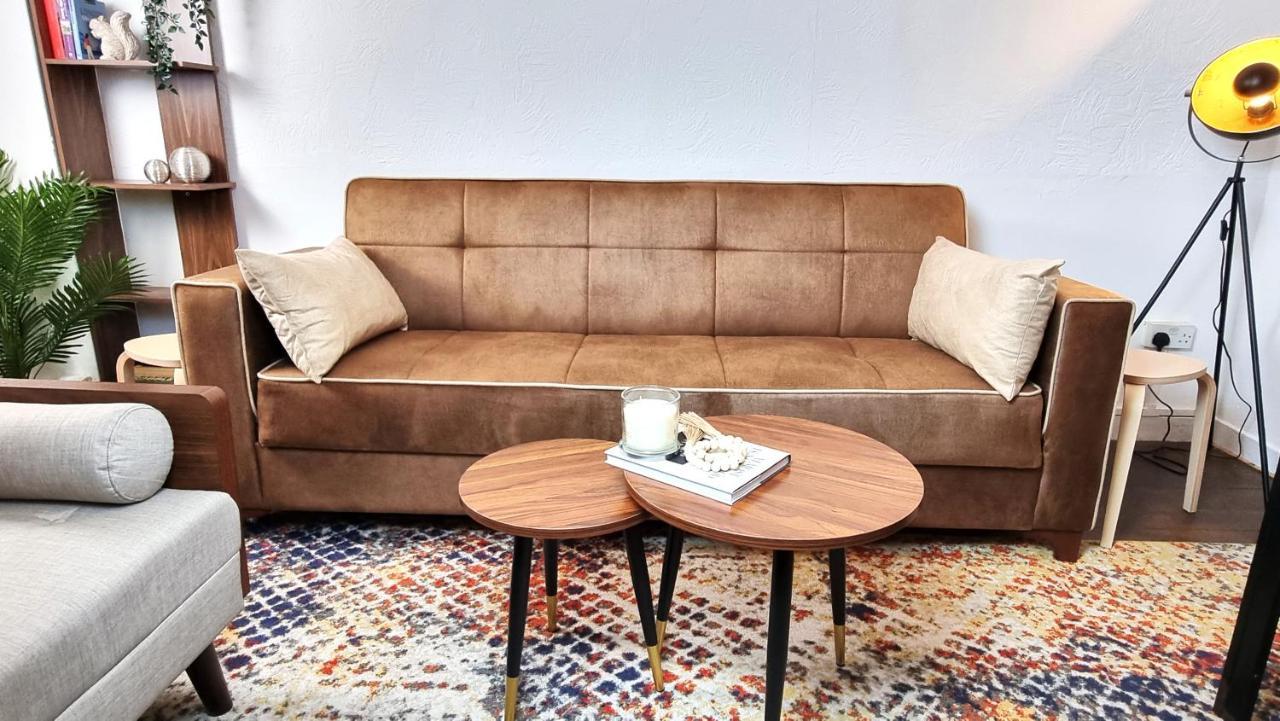 Апартаменты 3 Bed Flat O2 Arena Dyson House Лондон Экстерьер фото