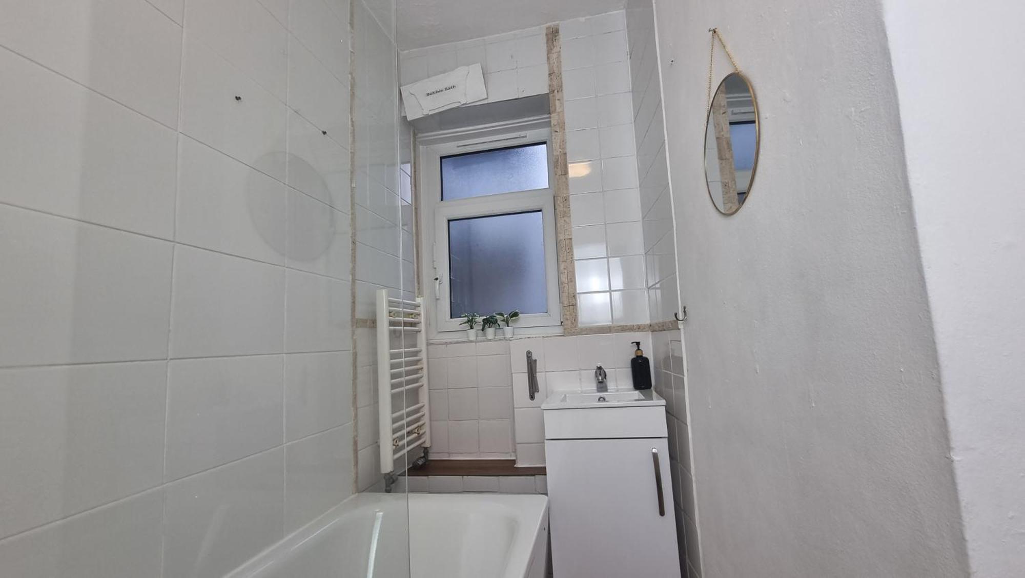 Апартаменты 3 Bed Flat O2 Arena Dyson House Лондон Экстерьер фото